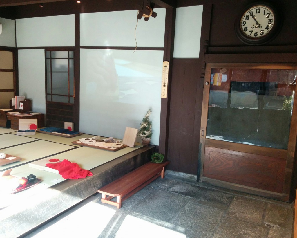 町歩きと俳句