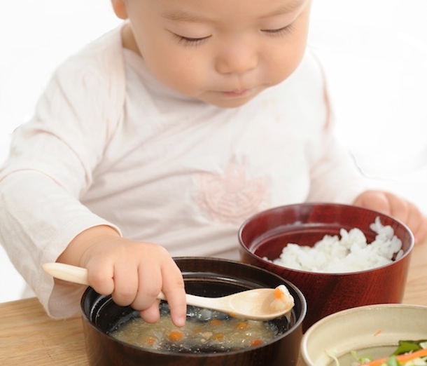 こぼしにくい器