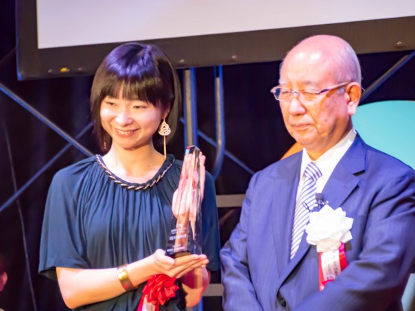 『第4回DBJ女性新ビジネスプランコンペティション』にて、和える代表・矢島里佳がDBJ女性起業大賞を受賞